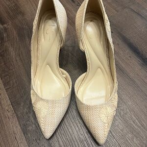 Jessica Simpson Cream Textured Heels